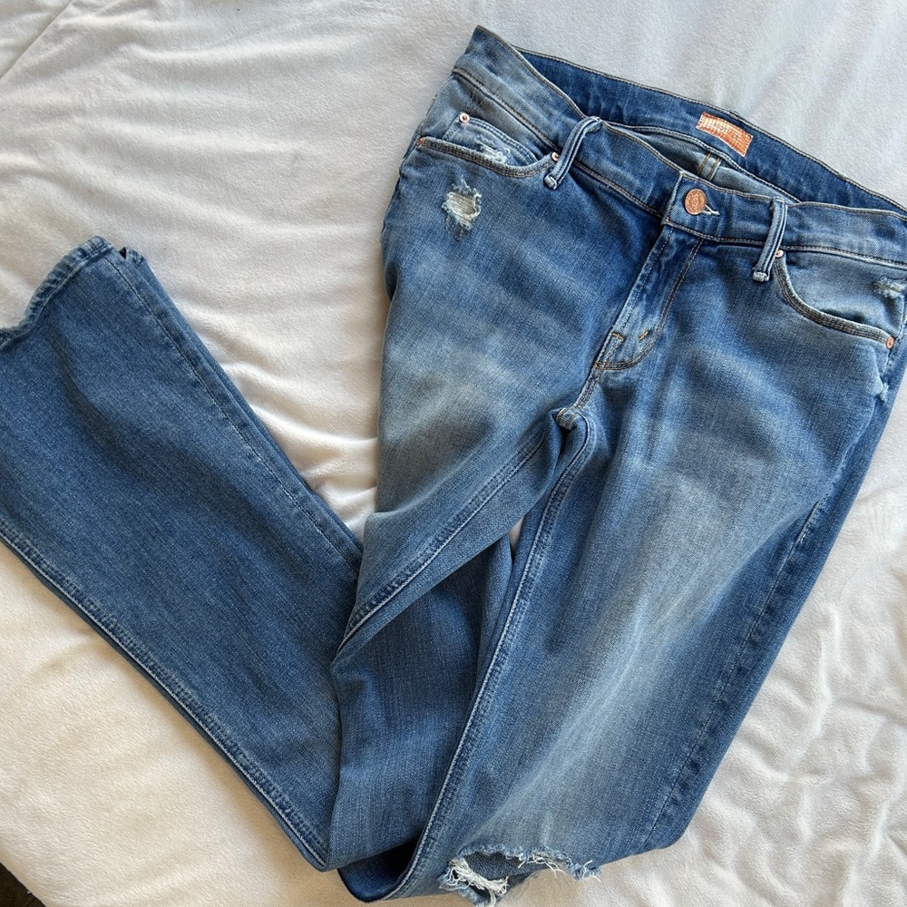 MOTHER The Runway Bootcut Distressed Jeans size 28